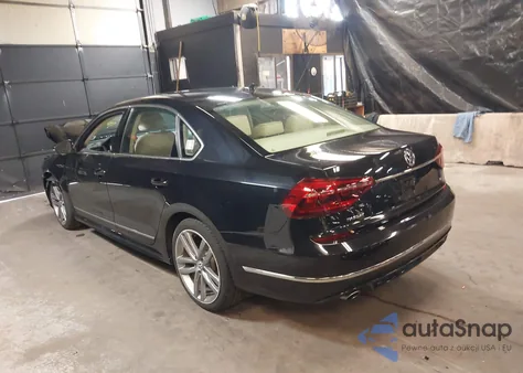 2017 Volkswagen Passat 1.8T R-Line из США, поврежденный, VIN 1VWDT7A33HC020311